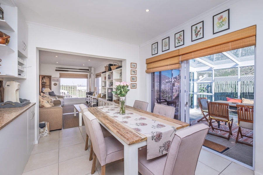 3 Bedroom Property for Sale in Glencairn Heights Western Cape